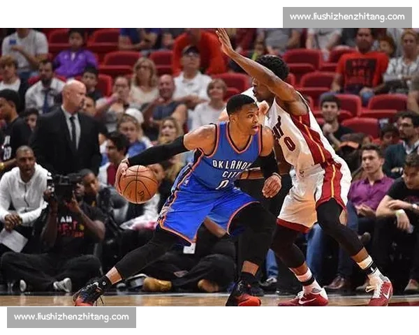 高清流畅篮球直播APP下载指南随时掌握赛事精彩瞬间不容错过的 - 副本 (5) - 副本